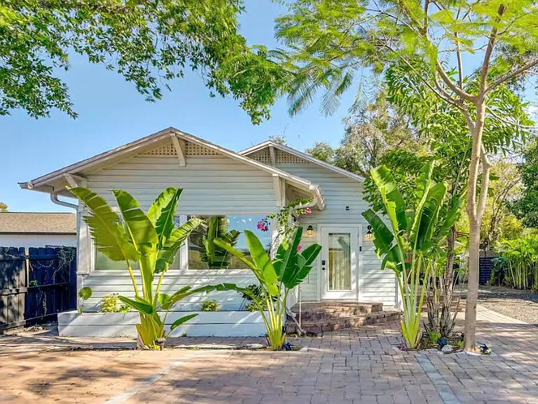 8505 N Lamar Ave — Photo 1