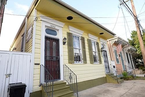 1st image of 1807 Burgundy St #A