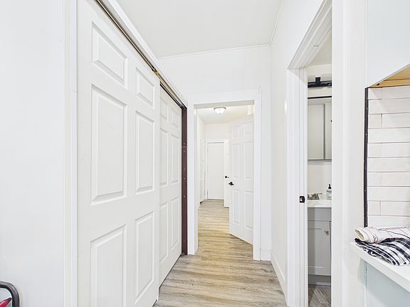 2nd image of 3043 N Southport Ave #1