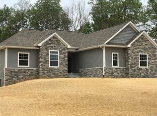 1285 Sweet Grass Trl, Howell, MI 48843