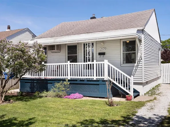 2170 Wellesley Ave, Windsor, ON N8W 2E7