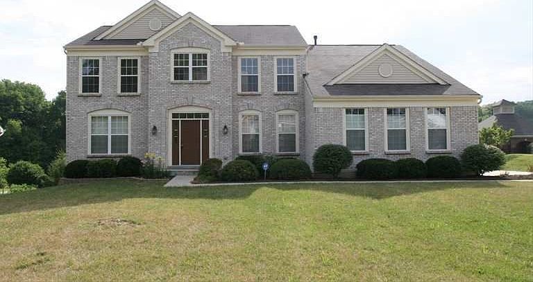 Front exterior with great curb appeal