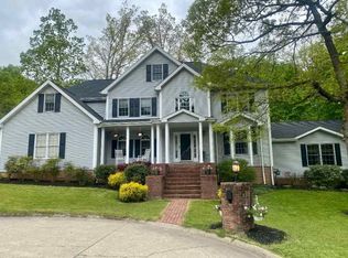 6318 Highland Dr, Huntington, WV 25705