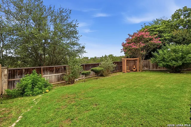 21207 Encino Ash — Photo 27