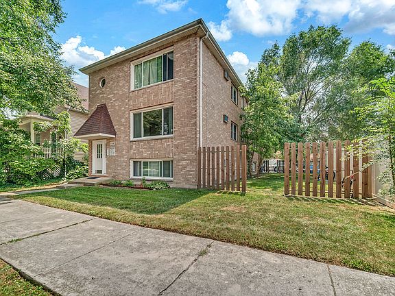2nd image of 3104 Grand Blvd