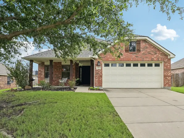 221 Bison Meadow Dr, Waxahachie, TX 75165