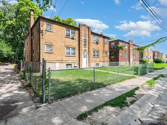 3rd image of 1640 Anita Pl