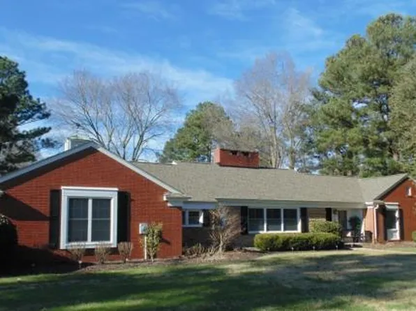 318 Curtis St S, Ahoskie, NC 27910