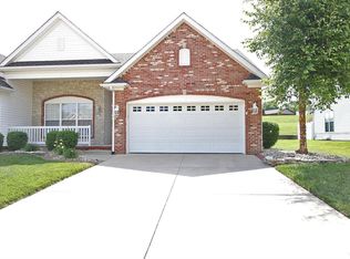 5009 Castlegate Ln, Godfrey, IL 62035