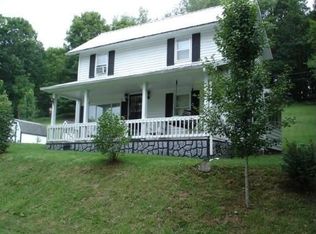 17326 Limestone Dr, Meadowview, VA 24361