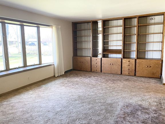 5th image of 1417 Antuna Blvd