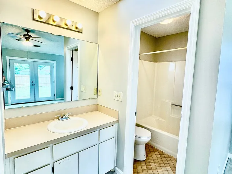 8693 Blackshear Ct — Photo 15
