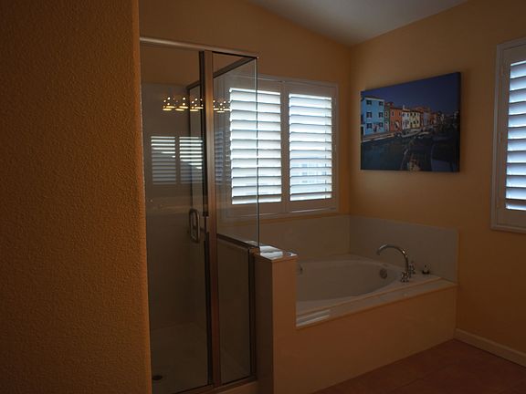 4th image of 260 Santa Fe Dr
