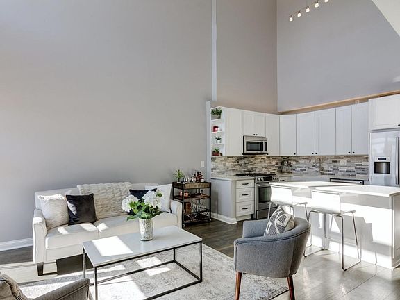 5th image of 1444 N Orleans St #9PHG