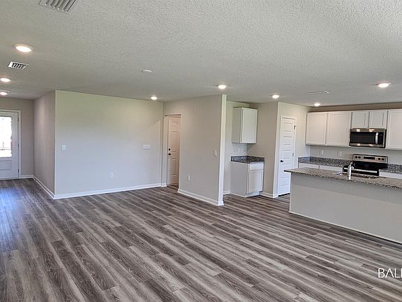 4th image of 12724 Mikado Cir