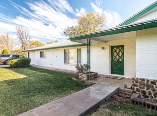 60 W 4th St S, Saint Johns, AZ 85936