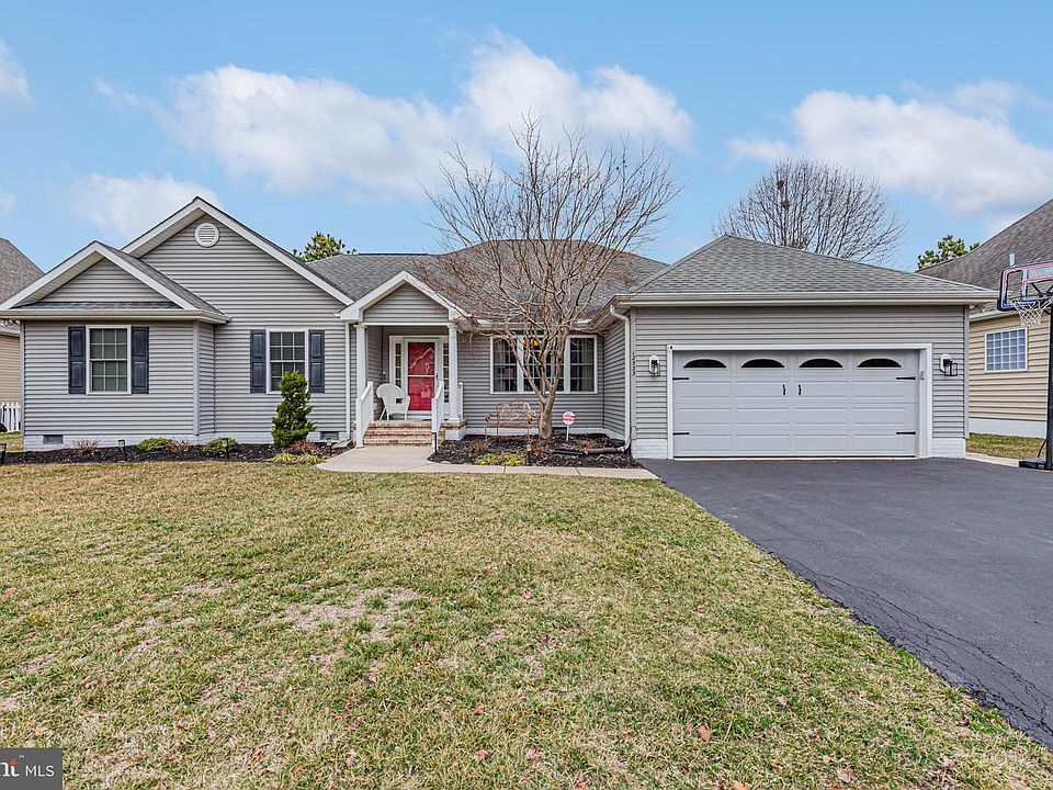 1st image of 12533 Whispering Woods Dr