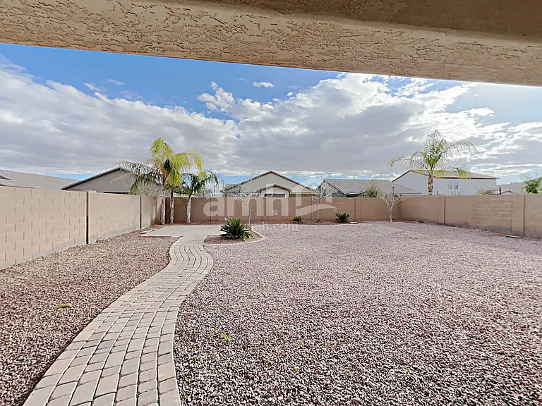 2717 E Dust Devil Dr — Photo 18
