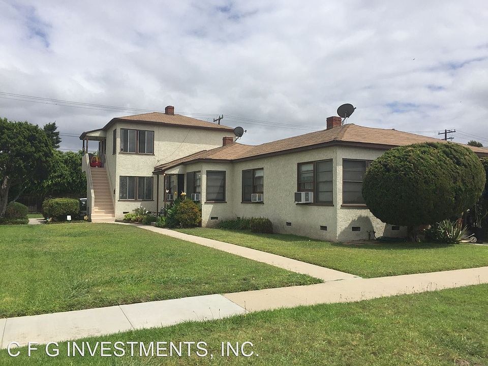 1st image of 4852 N Lakewood Blvd #10399702