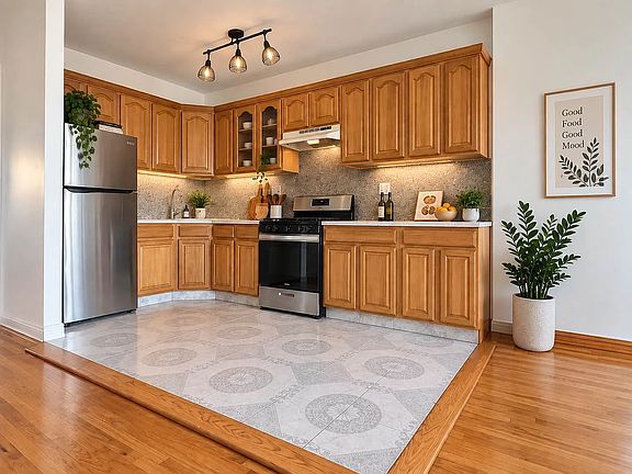 2nd image of 408 Myrtle Ave APT 3