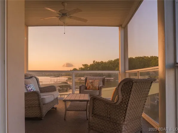 278 Emerald Bay Dr #2A, Lake Ozark, MO 65049