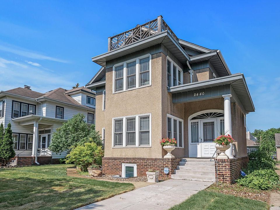 1st image of 2440 Blaisdell Ave