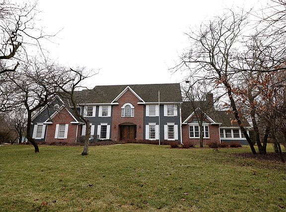 4th image of 5429 N Tall Oaks Dr