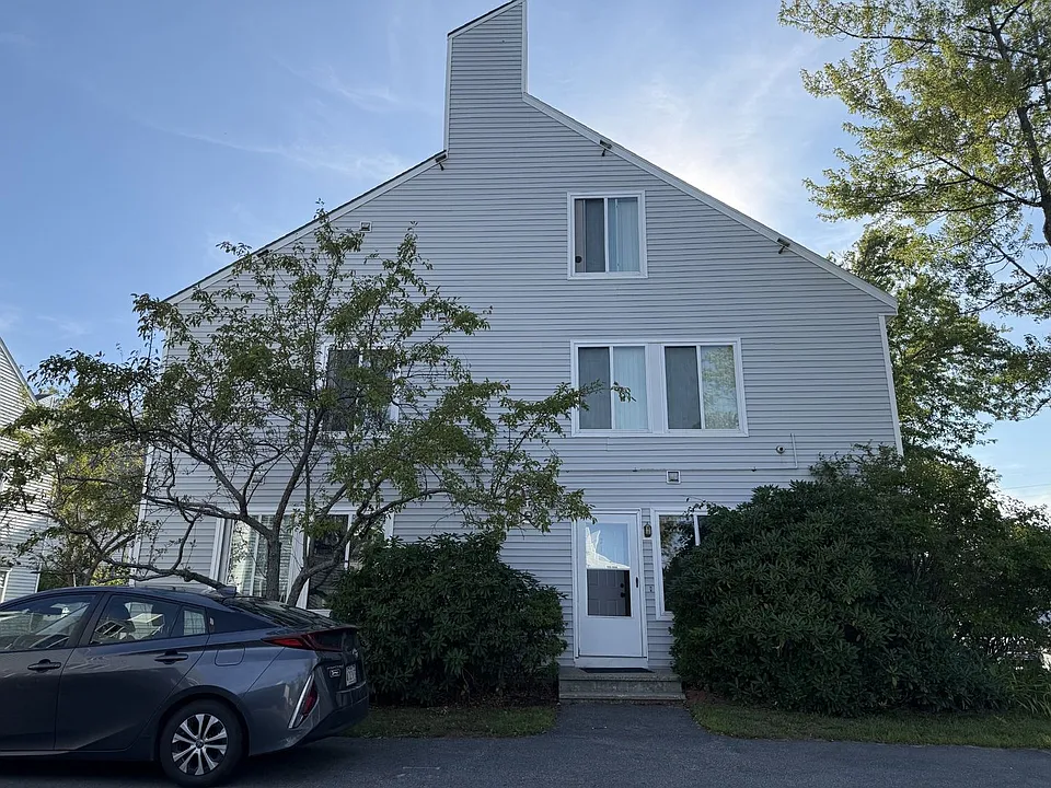 18 Ocean St #2