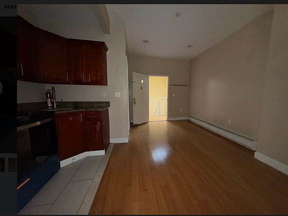 5th image of 612 W 138th St APT 4F