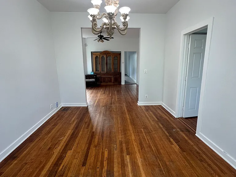 5432 S Artesian Ave #2 — Photo 2