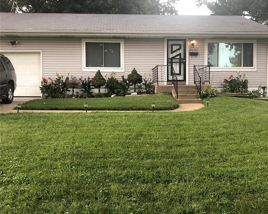 1st image of 9137 Saint Cyr Dr