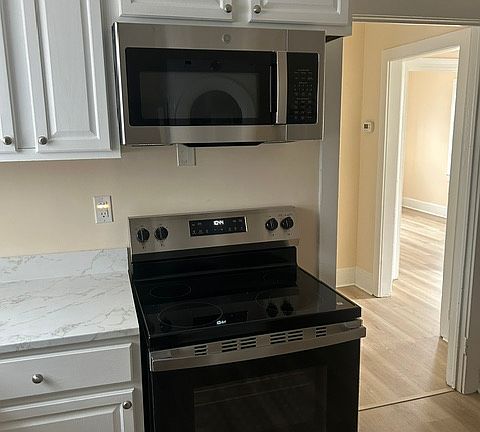 4th image of 209 Wallace Ln #A