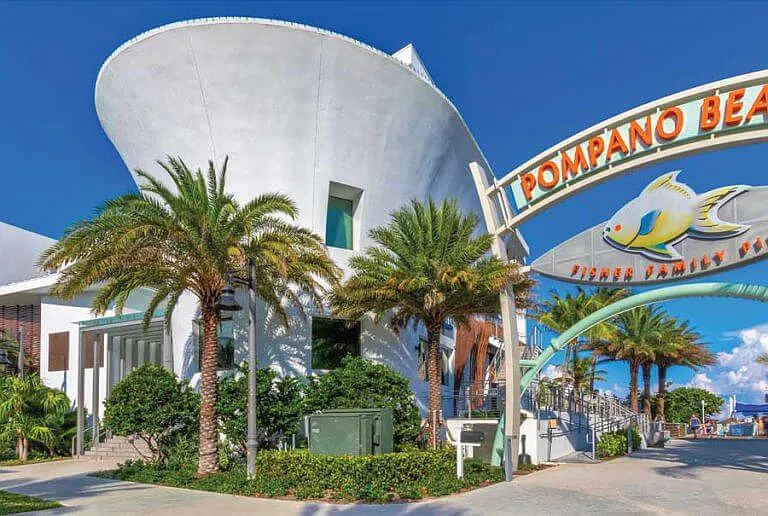 400 N Riverside Dr — Photo 15