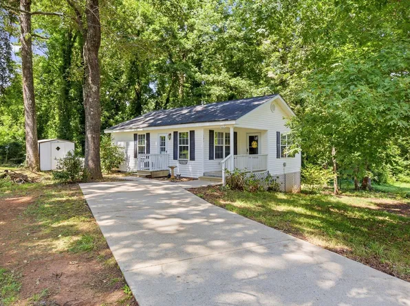 131 Mill St, Travelers Rest, SC 29690