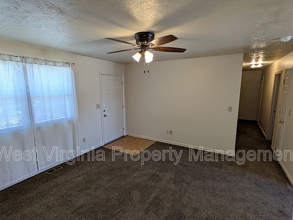 4th image of 1123 24th St #1123B