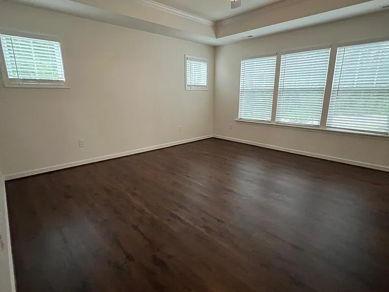 5618 Benoni Ct — Photo 16