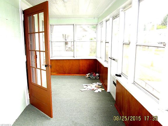 4th image of 498 Adkins Ave