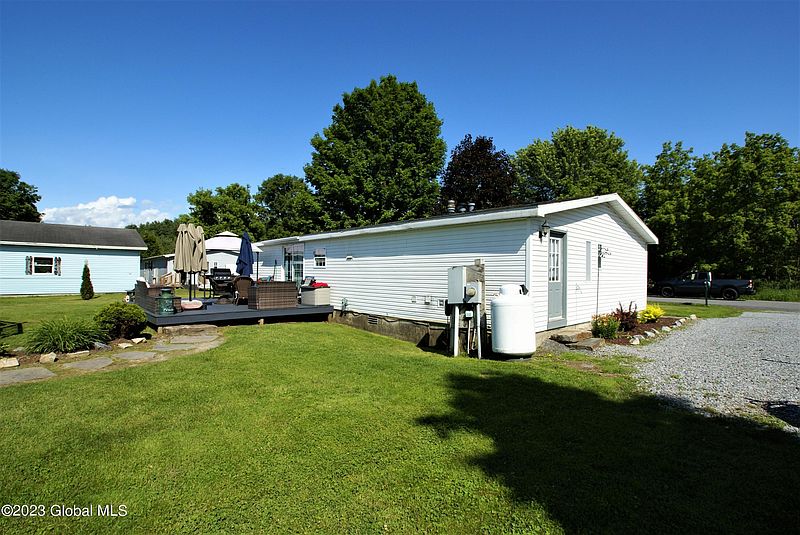 4th image of 71 River Valley Drive