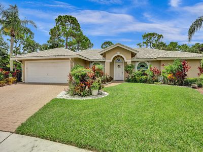 104 Churchill Drive, Royal Palm Beach, FL, 33411