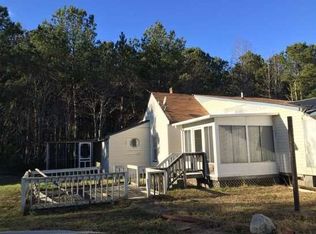 9518 W Blackwater Rd, Windsor, VA 23487