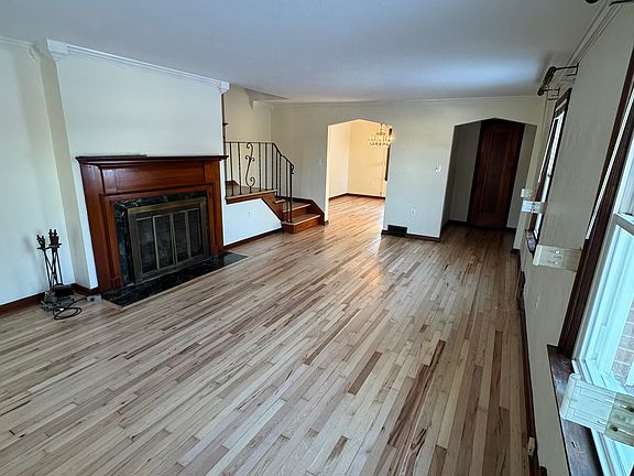 2nd image of 6205 Treva St