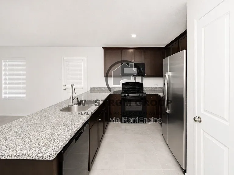 2800 Slatewood Dr — Photo 14