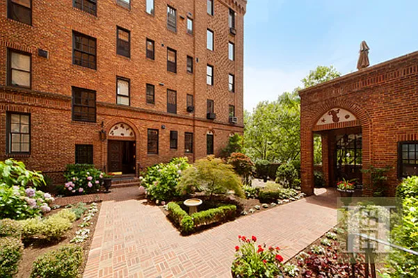 Sold by Halstead Real Estate | media 28