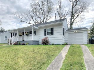 216 W Wyoming Ave, Absecon, NJ 08201