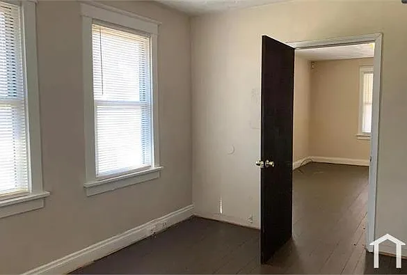 2140 Rosebud Ave — Photo 3