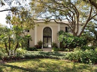 1614 Culbreath Isles Dr, Tampa, FL 33629