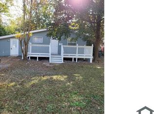 72 Draper St, Warner Robins, GA 31088