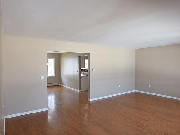 4th image of 5929 Pat Ann Dr