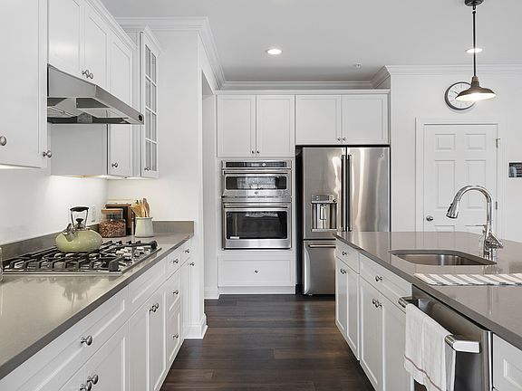 Storage space in kitchen