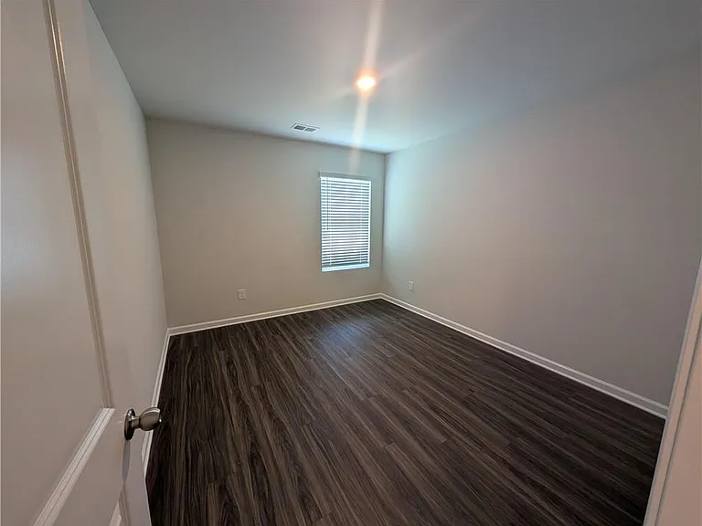 102 Brexley Dr — Photo 5